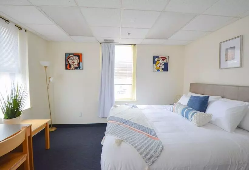 پانسیون Michie House In College Hill