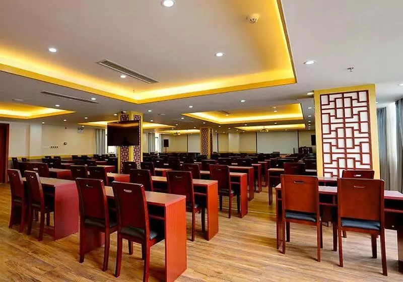 Hotelli 7days Inn Zhaotong Academy Fada Square Branch