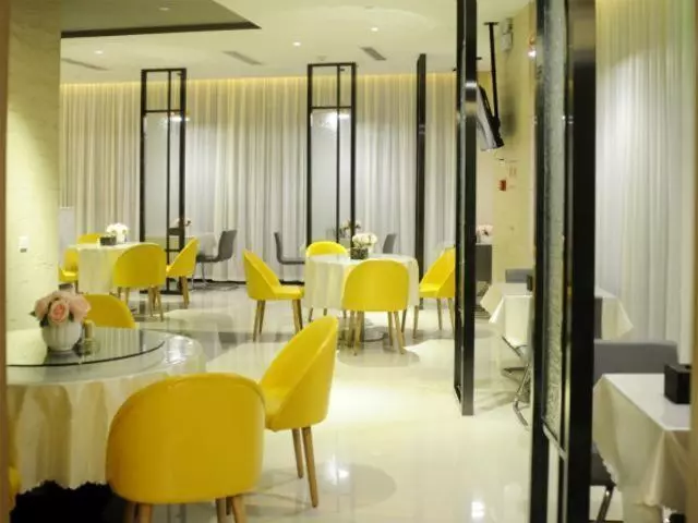 هتل Jinjiang Inn Select Wuhan Tianhe Airport Branch