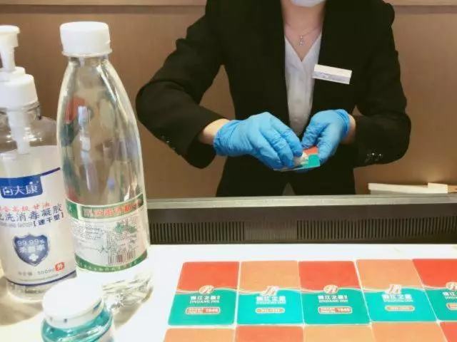 هتل Jinjiang Inn Select Wuhan Tianhe Airport Branch