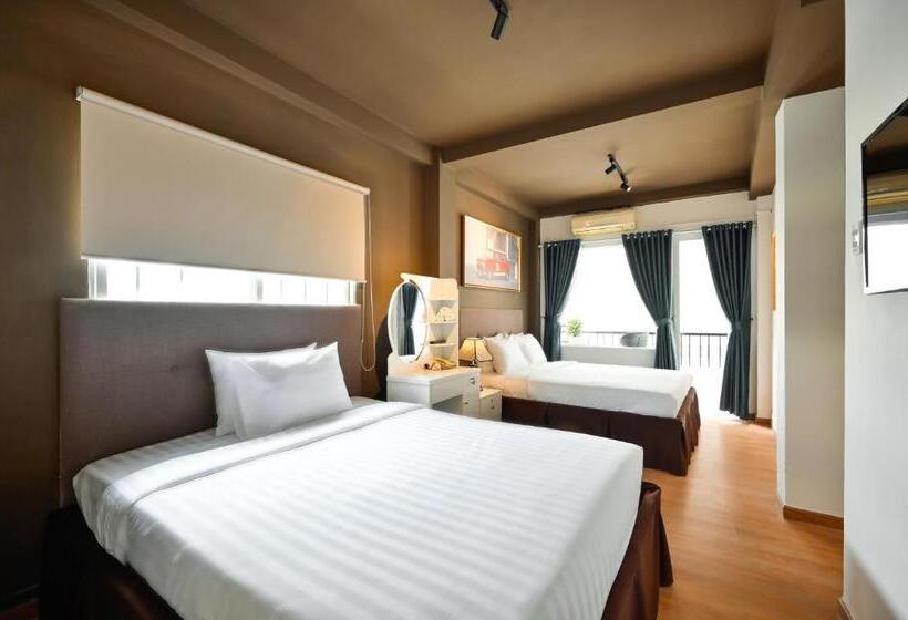 هتل The Noble Swan Woodpark