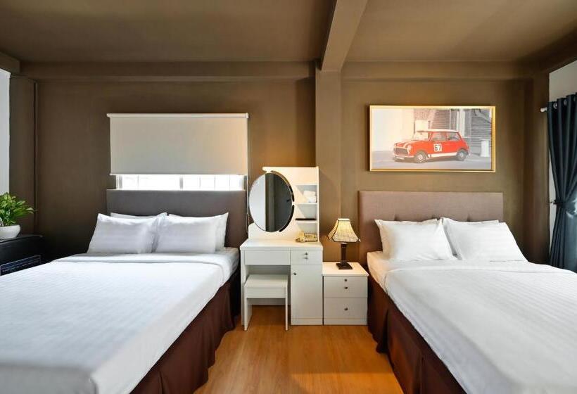 هتل The Noble Swan Woodpark