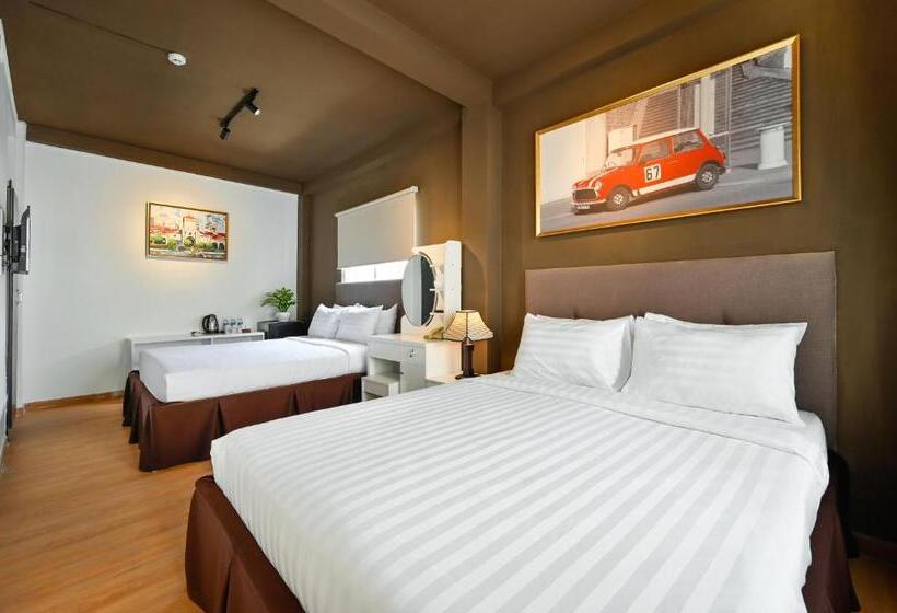 هتل The Noble Swan Woodpark