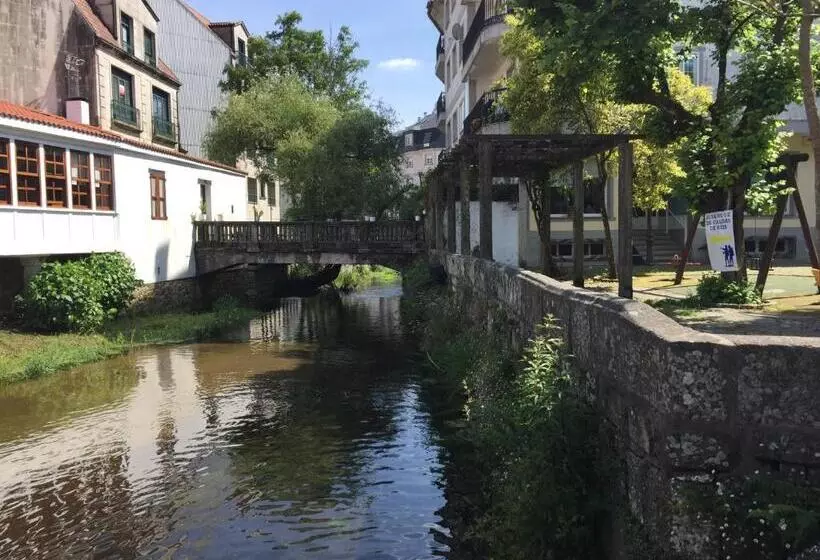 ペンション Albergue De Caldas De Reis Urraca