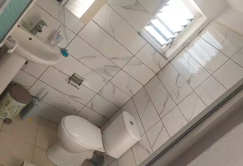 ペンション Benardo Guesthouse