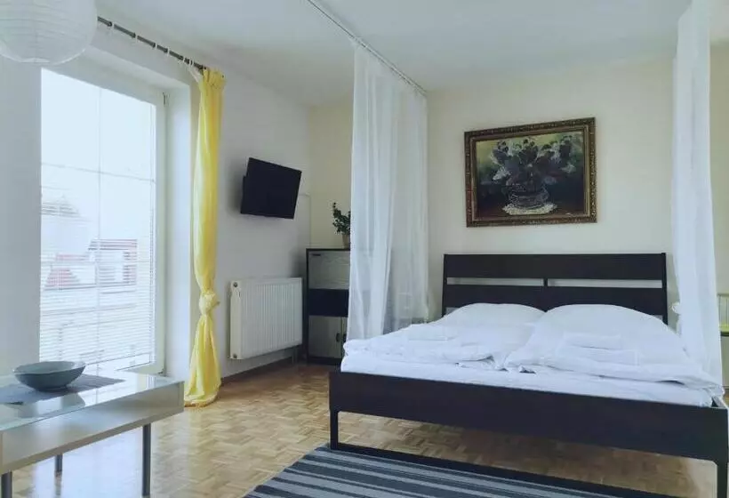 Majatalo Penzion Pod Kostelíčkem