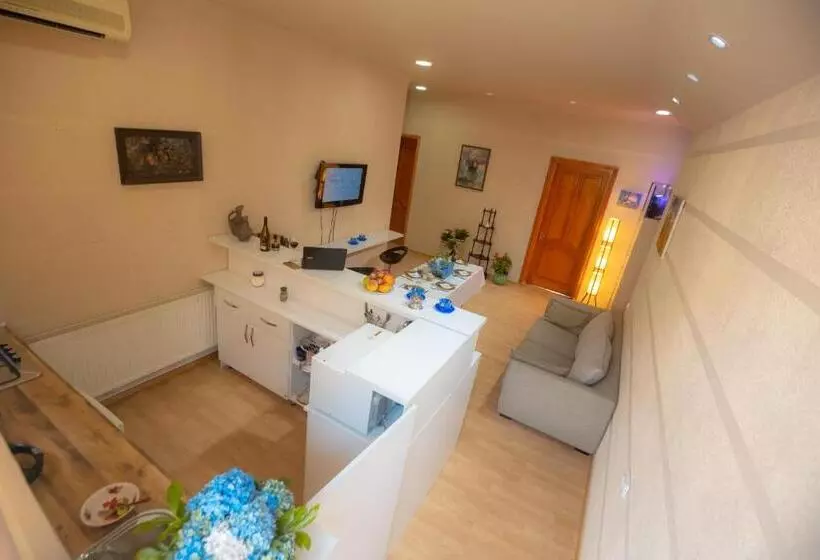 Wine Hostel