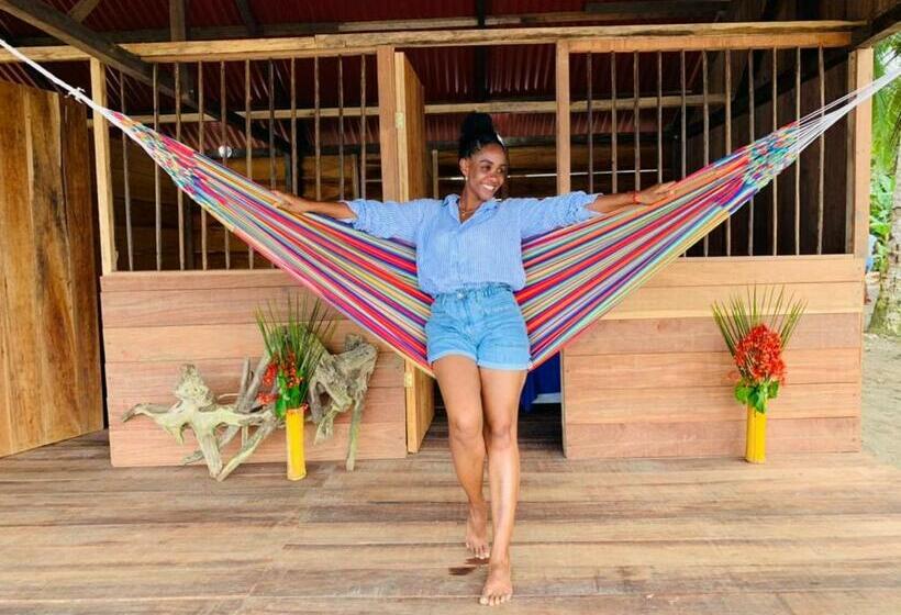 ユースホステル El Retoño Del Negro Gozón