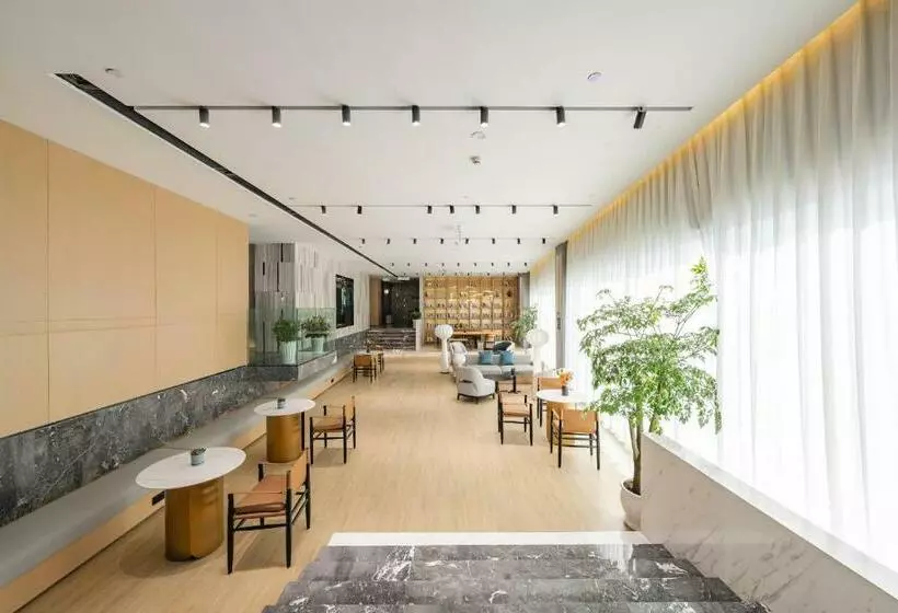 Atour Hotel Chongqing West Station