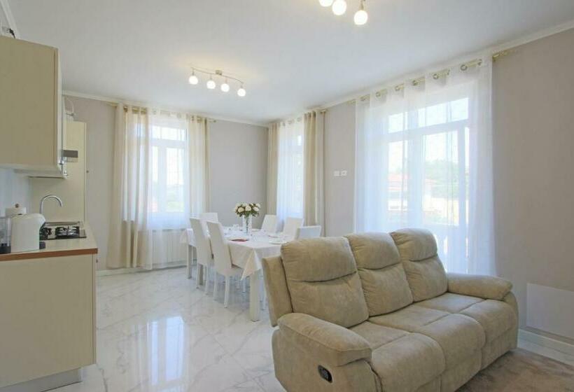 تختخواب و صبحانه Palazzo Richard Leone