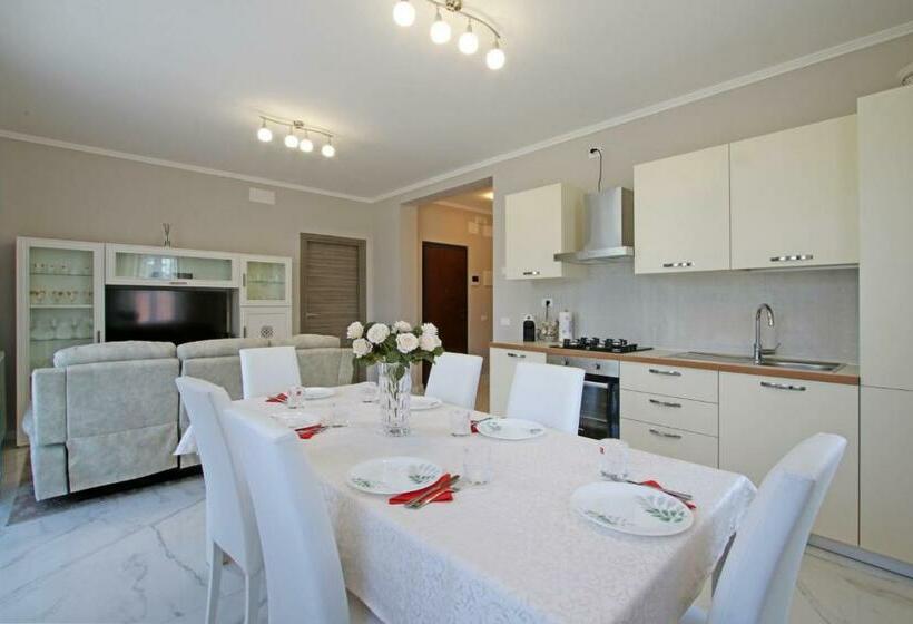 تختخواب و صبحانه Palazzo Richard Leone