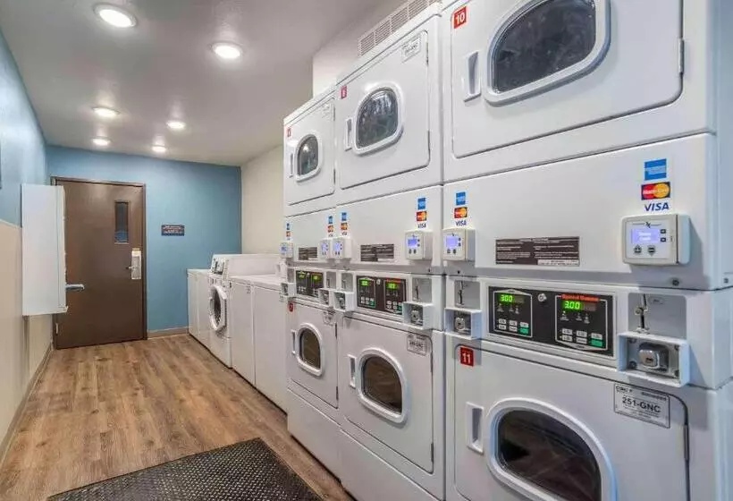 Hotelli Extended Stay America Select Suites   Jackson   South