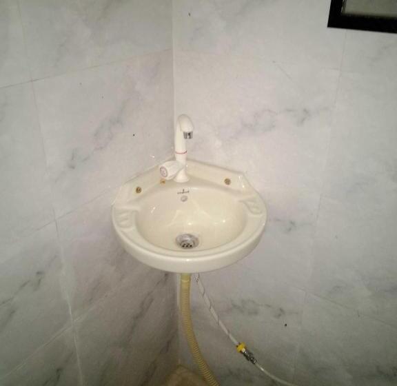 هتل Spot On 92711  Krishna Palace