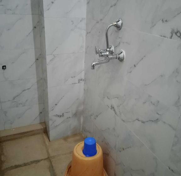 هتل Spot On 92711  Krishna Palace