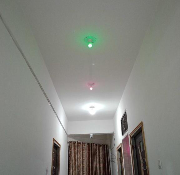 هتل Spot On 92711  Krishna Palace