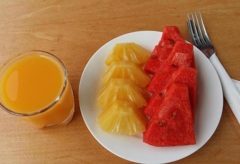 هتل Tooro Fairway