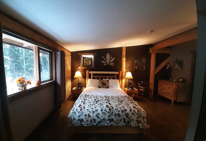 モーテル Arctic Divide Lodge