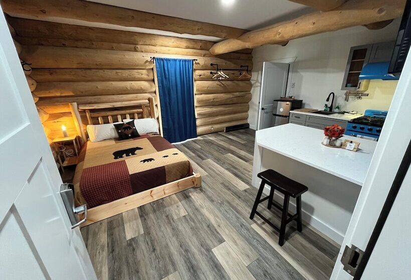 モーテル Arctic Divide Lodge