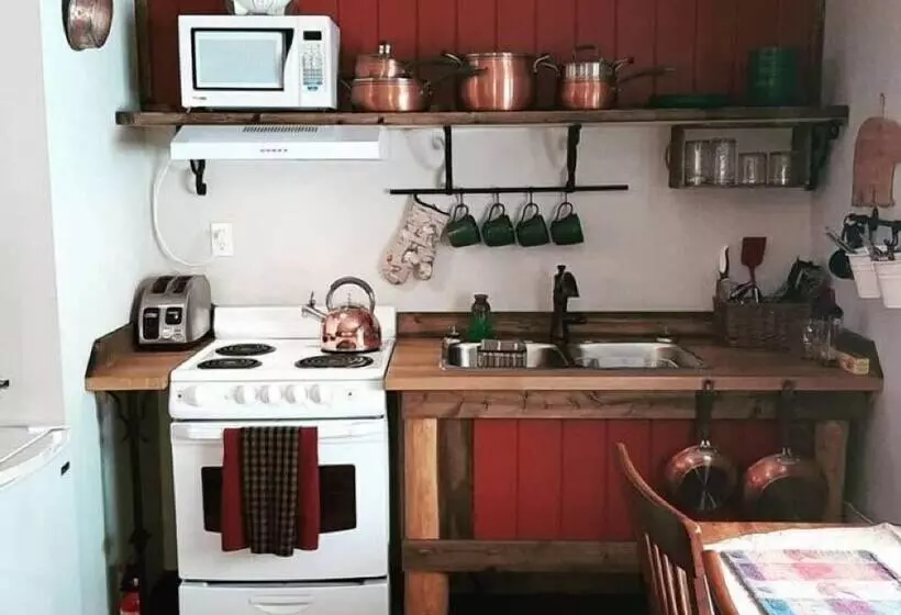 Motelli Arctic Divide Lodge