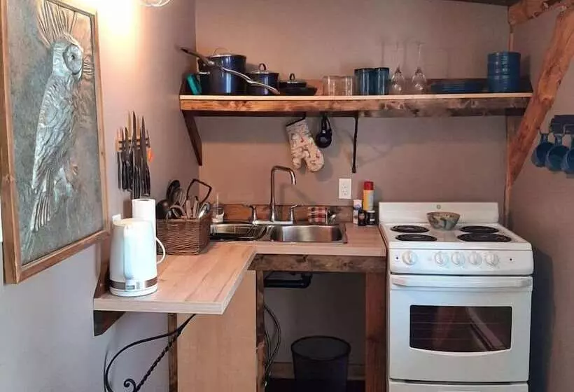 Motelli Arctic Divide Lodge