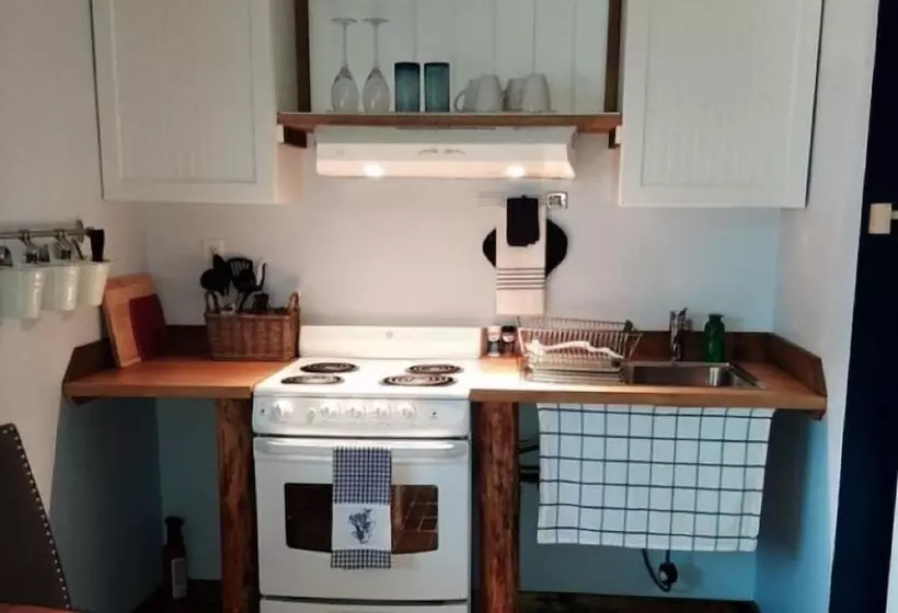 Motelli Arctic Divide Lodge