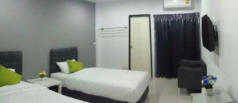 پانسیون The Clover Lampang