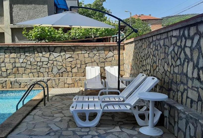 Family Hotel Favourite