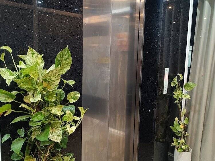 Hotel Fb Dormitel Suites