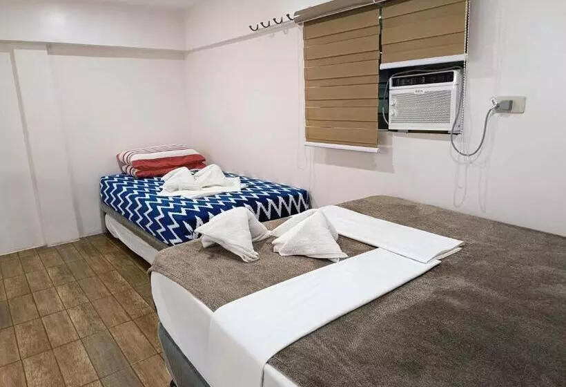 ホテル Fb Dormitel Suites