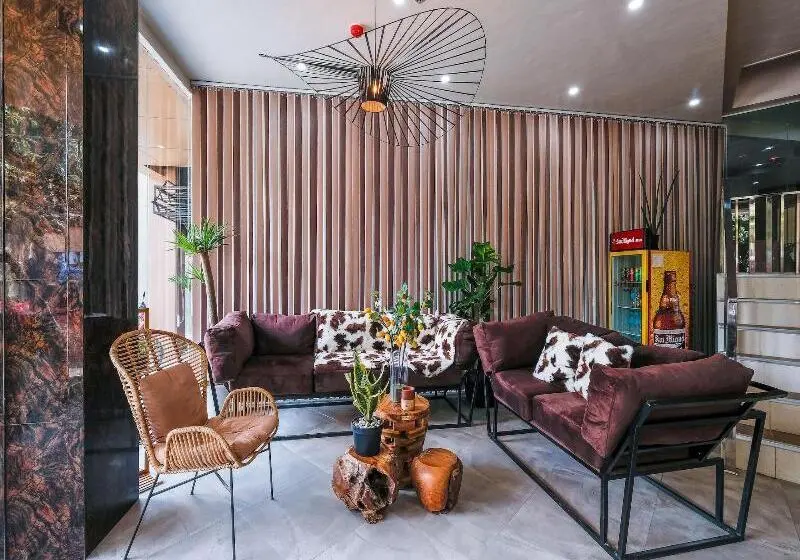 Hotelli Fb Dormitel Suites