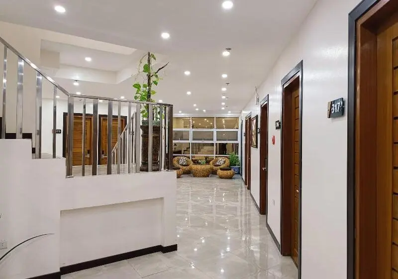 Hotelli Fb Dormitel Suites
