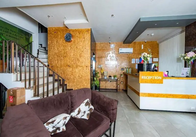Hotelli Fb Dormitel Suites