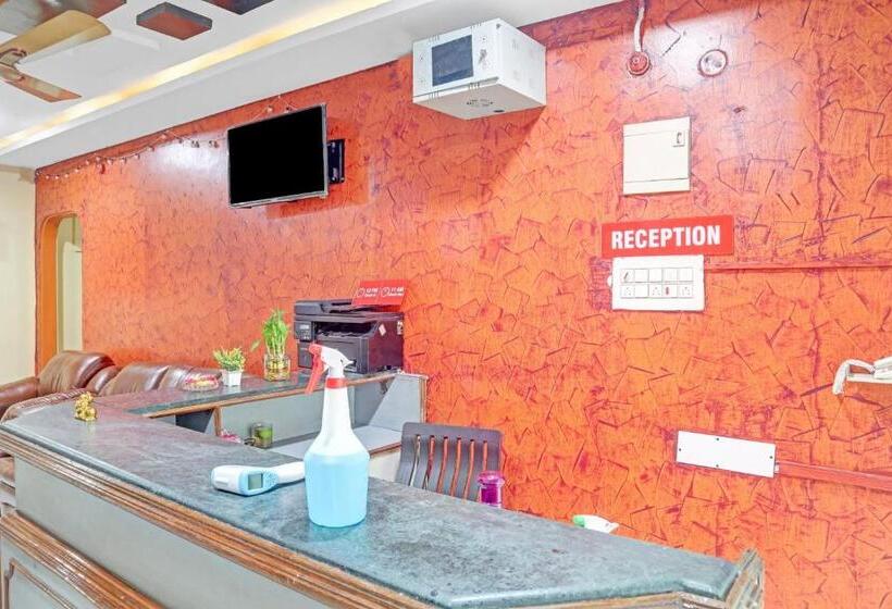 Hotel Flagship Veda Residency