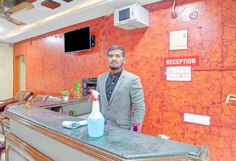 Hotel Flagship Veda Residency