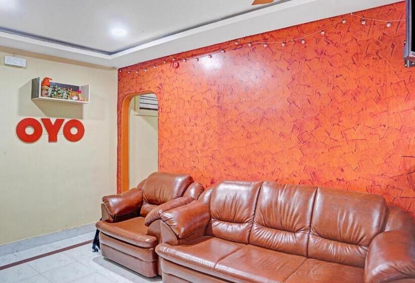 Hotel Flagship Veda Residency