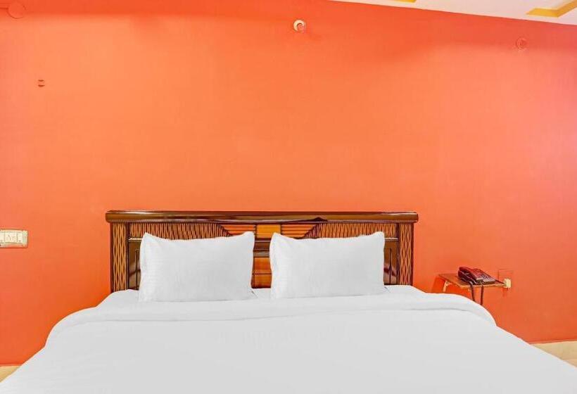 Hotel Flagship Veda Residency