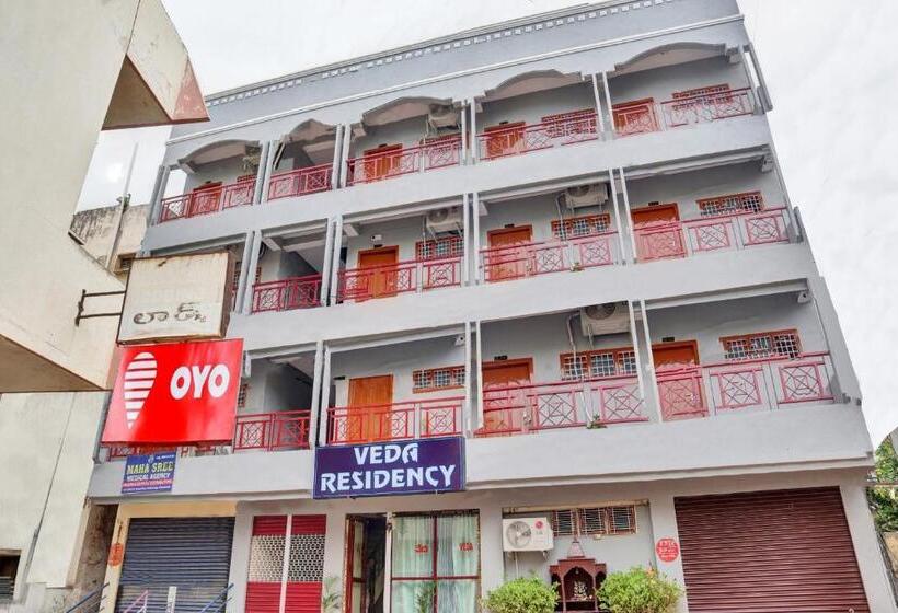 Hotel Flagship Veda Residency