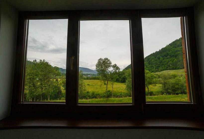 هتل Grădina Mariajelor