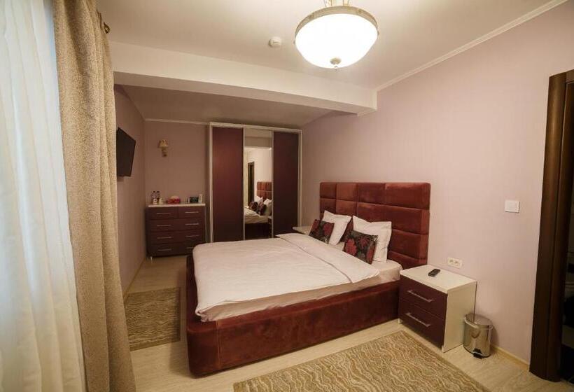 هتل Grădina Mariajelor