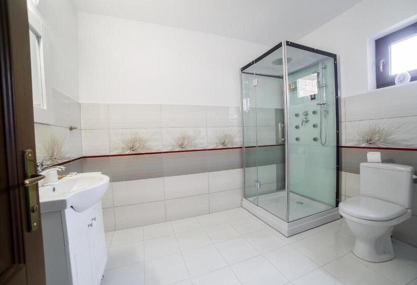 هتل Grădina Mariajelor