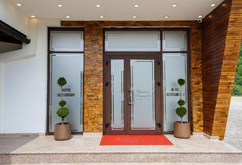 هتل Grădina Mariajelor