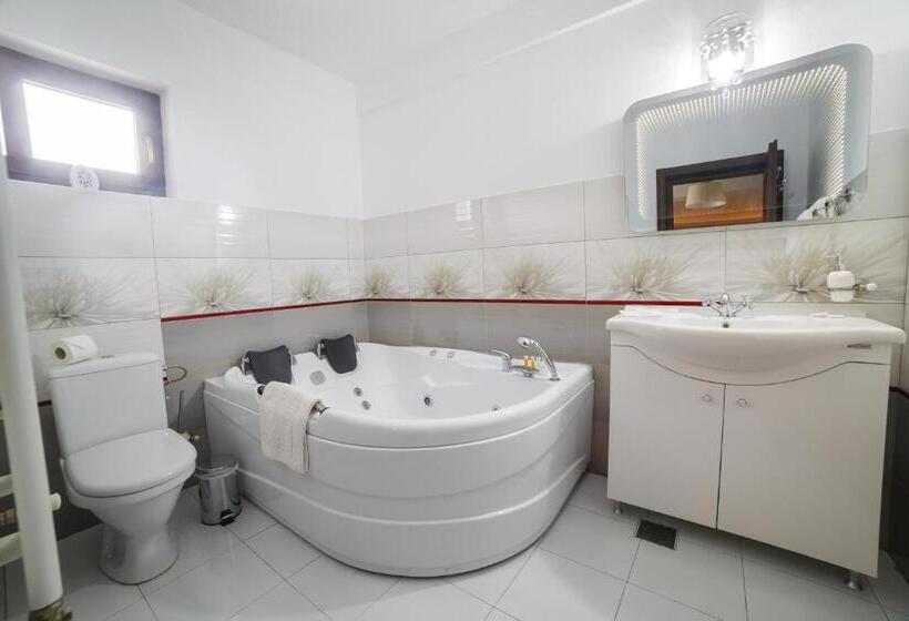 هتل Grădina Mariajelor