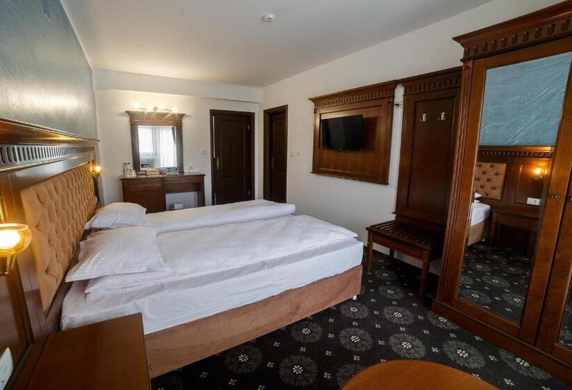 هتل Grădina Mariajelor