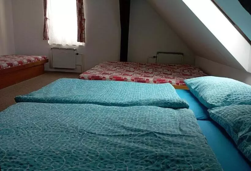 Majatalo Penzion Hraničář