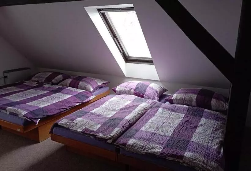 Majatalo Penzion Hraničář