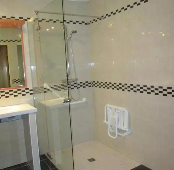 ベッドアンドブレックファースト Chambre D Hotes Les Bordes