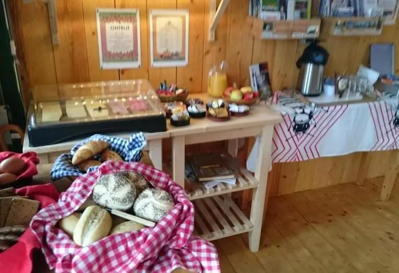 Aamiaismajoitus (B&B) Countryside Eco Natuurhuisjes