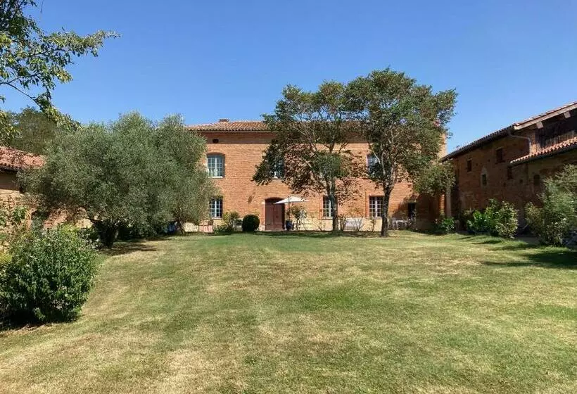 Aamiaismajoitus (B&B) Manoir Du Bouyssou