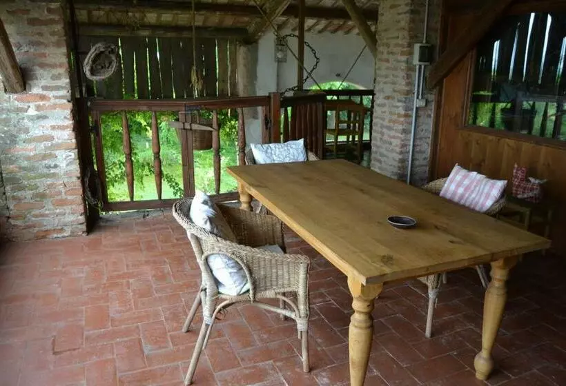 ベッドアンドブレックファースト Regina Sconta