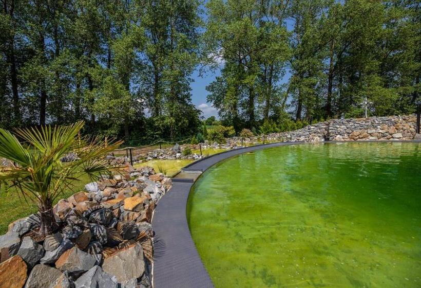 בית מלון כפרי Allvet